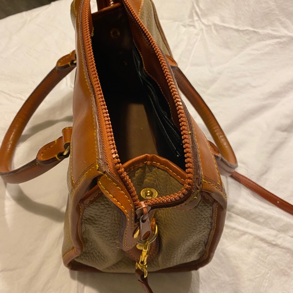 Handbag - Picture 5 of 7